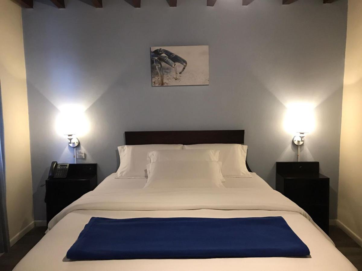 hotel colonial san agustin quito